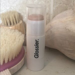 Glossier Haloscope Highlighter in Quartz